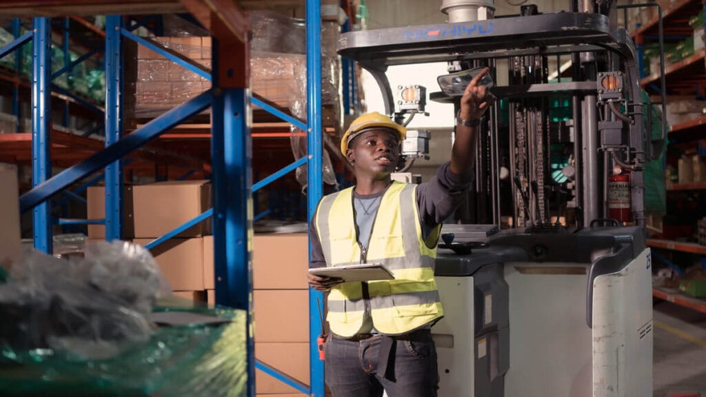 Warehouse Controller: Fleet Risk& Logistics Management