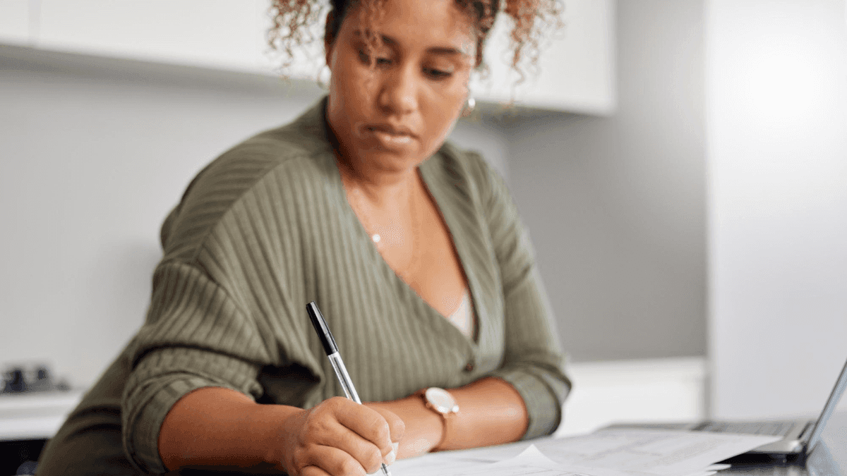 Common Mistakes to Avoid when Filling in the Z83 Form