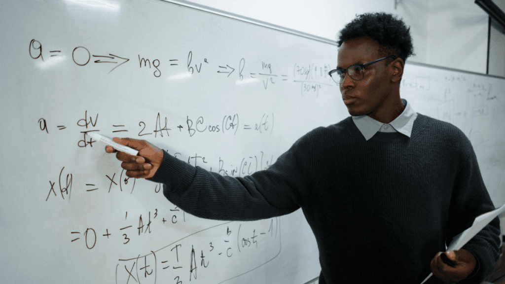Mathematics Teacher Vacancy at Grey College Secondary