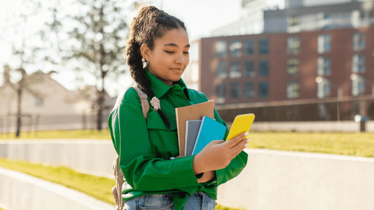 Bheki Mlangeni Memorial Scholarship South Africa 2025