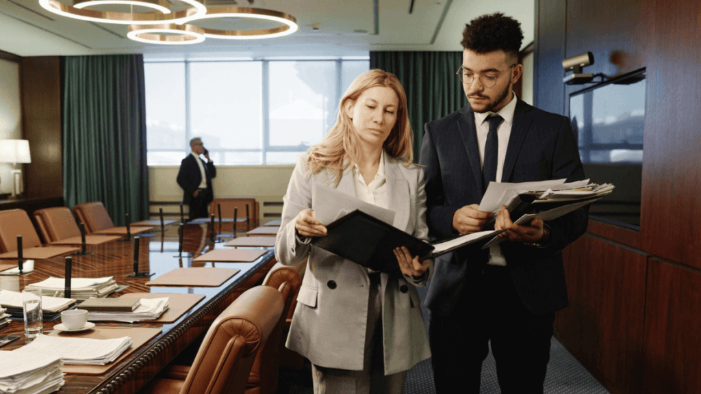 Lawyer Salary Guide: From Candidate Attorney to Senior Counsel